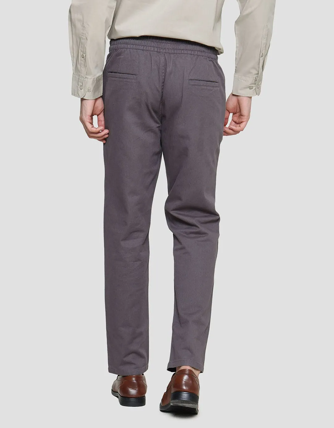 Details Relax Zipper Celana Chino Pria