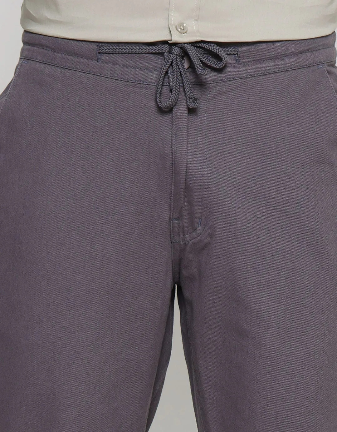 Details Relax Zipper Celana Chino Pria