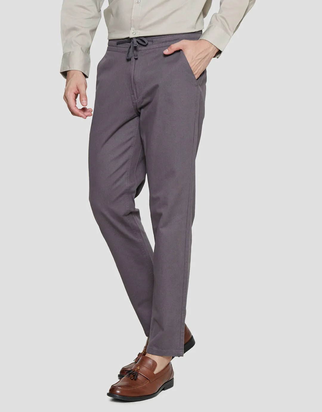 Details Relax Zipper Celana Chino Pria
