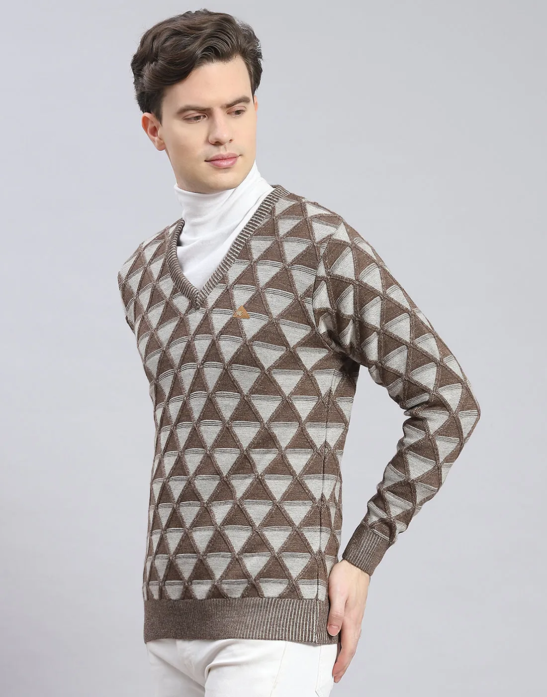 Men Brown Self Design V Neck Full Sleeve Pullover