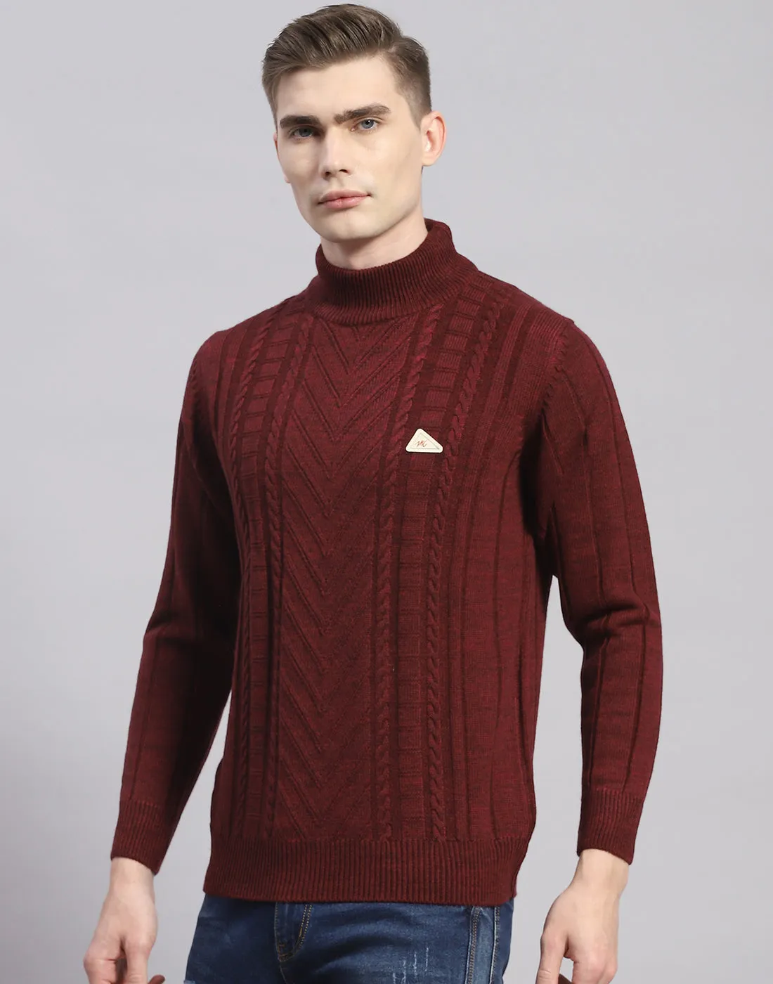 Men Maroon Solid T Neck Full Sleeve Pullover