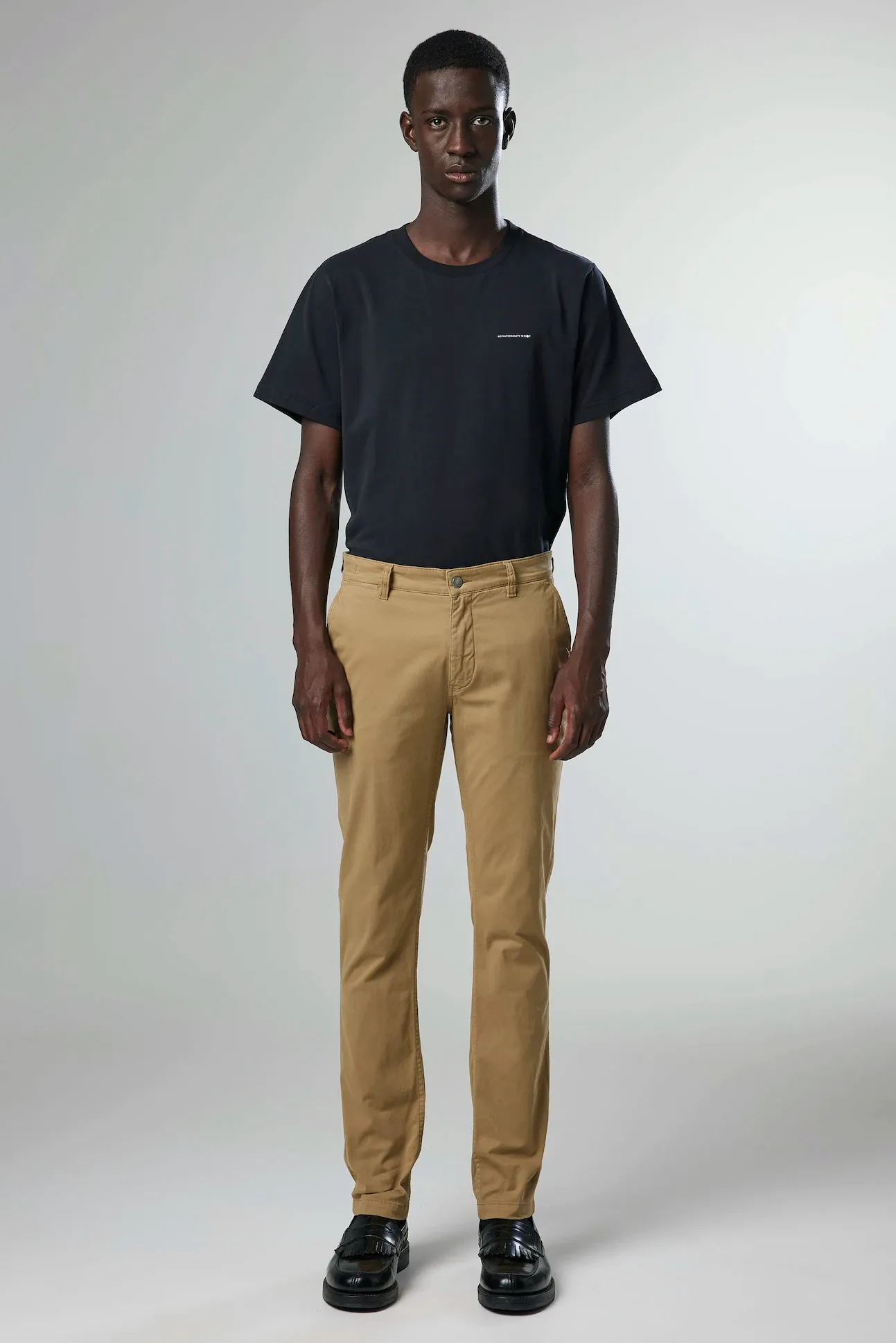 No Nationality Marco Slim Cotton Chino in Khaki