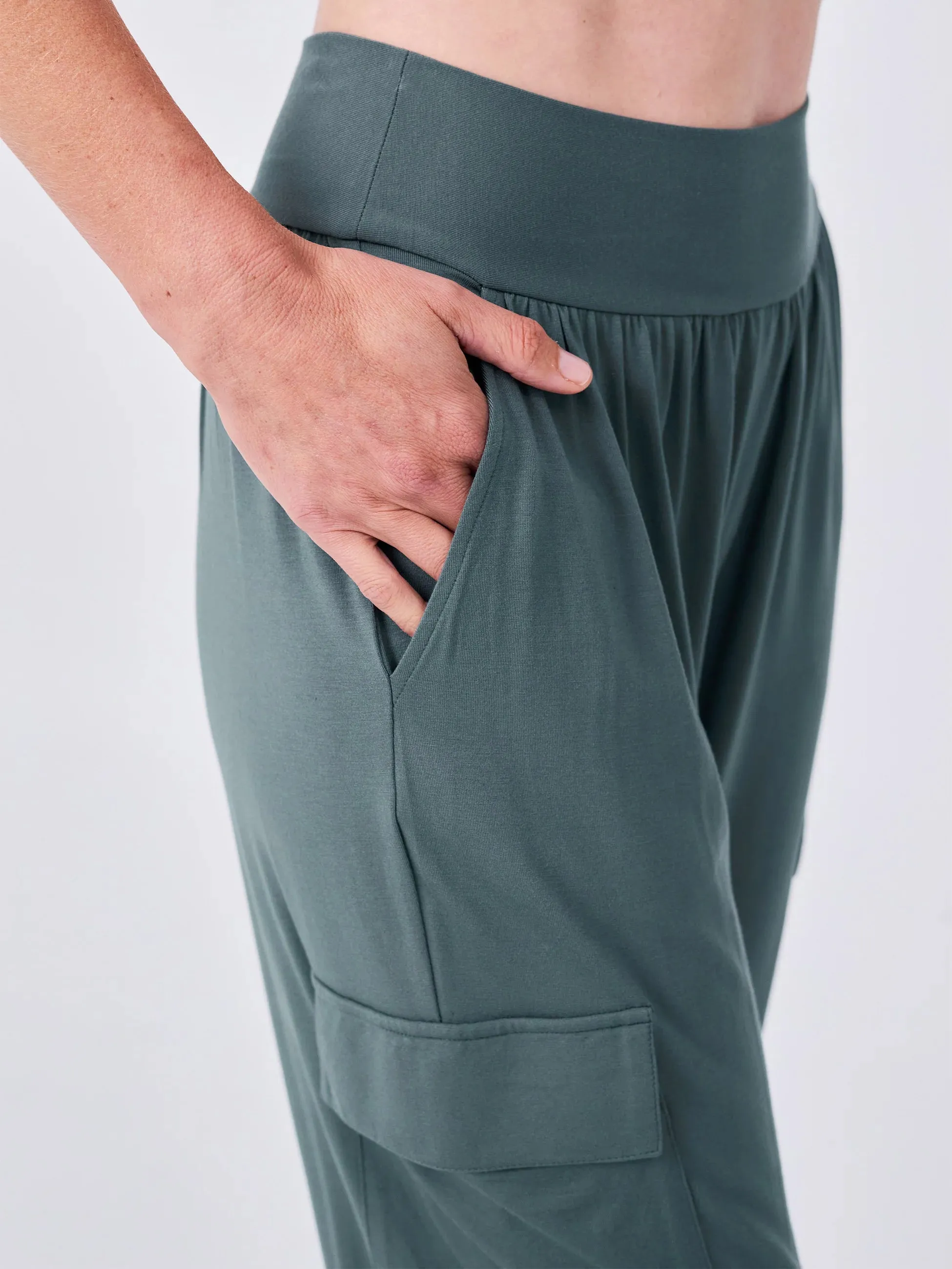 Nomad Cargo Pocket Pant - Sage