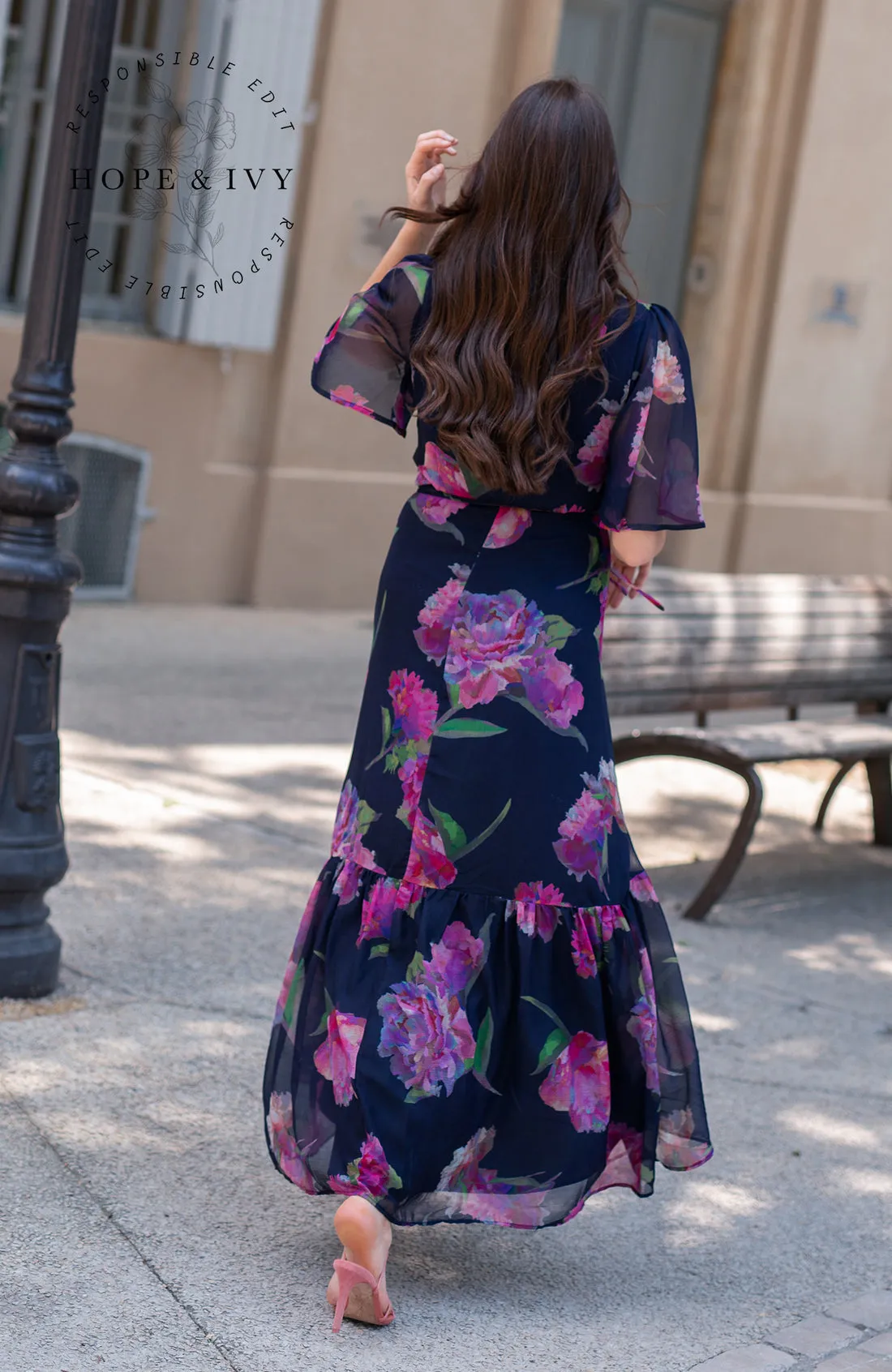 THE ASHIA FLUTTER SLEEVE MAXI WRAP DRESS (NAVY/PINK)