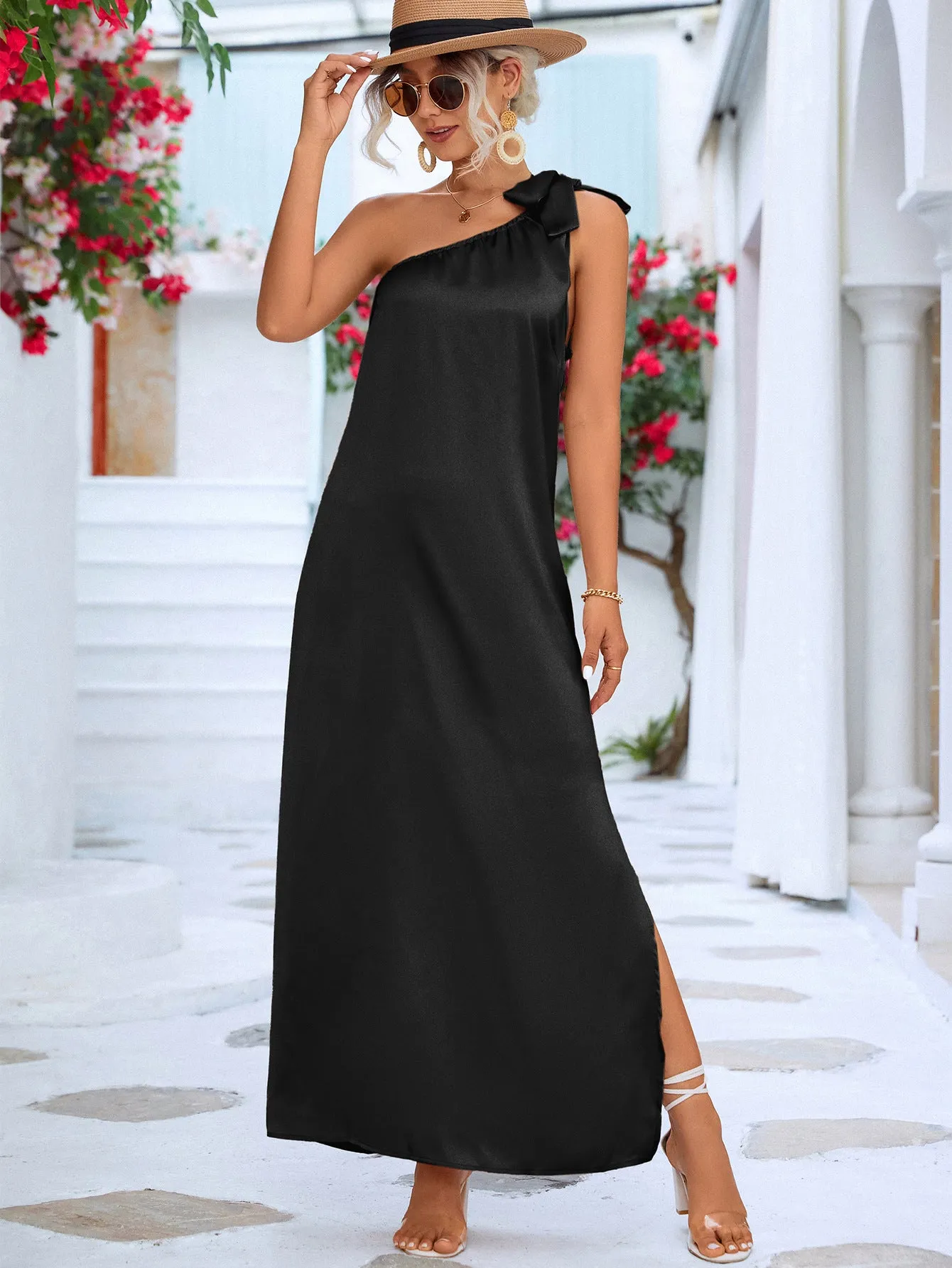 Wedding Guests / One-Shoulder Slit Maxi Dress