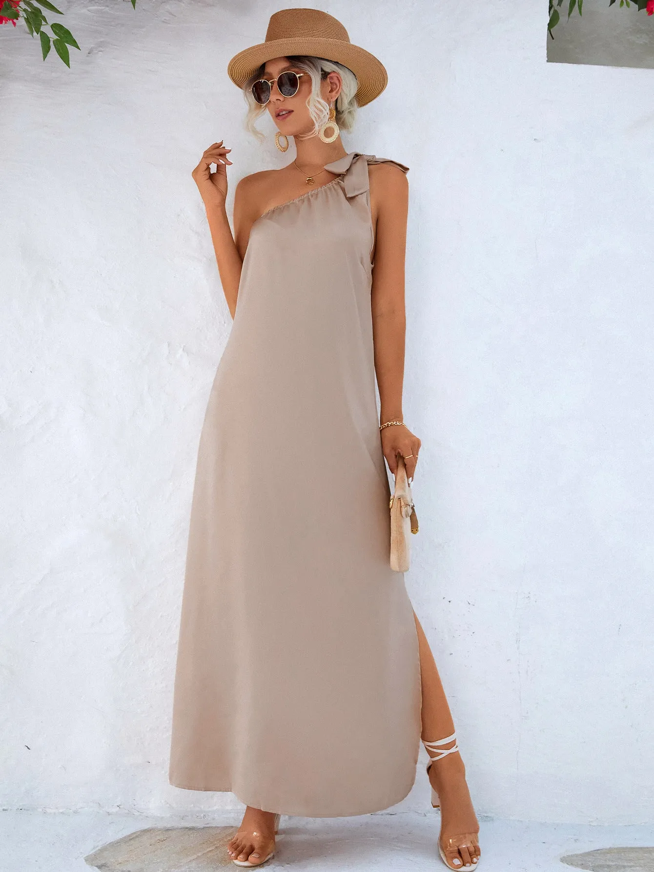 Wedding Guests / One-Shoulder Slit Maxi Dress